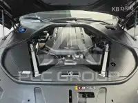 2023 Genesis G90
