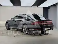 2023 Genesis G90