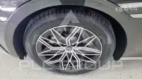 2023 Genesis G90