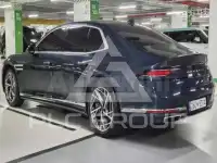 2023 Genesis G90