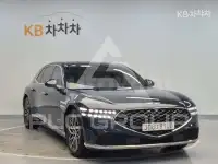 2023 Genesis G90