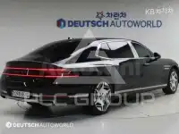 2023 Genesis G90