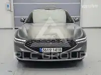 2023 Genesis G90