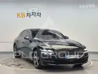 2023 Genesis G80