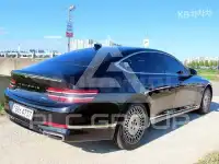 2023 Genesis G80