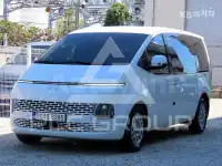 2023 Hyundai Staria
