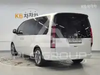 2023 Hyundai Staria