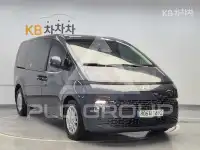 2023 Hyundai Staria