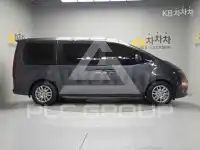 2023 Hyundai Staria