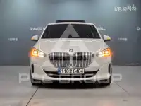 2024 BMW 218