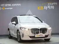 2024 BMW 218