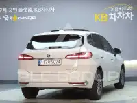 2024 BMW 218