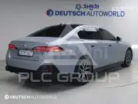 2024 BMW 523