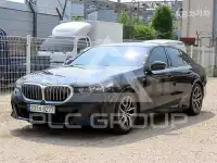 2024 BMW 523