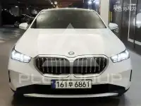 2024 BMW 523