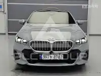 2024 BMW 523