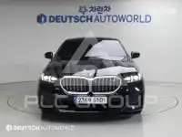 2024 BMW 523