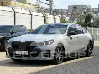 2024 BMW 523