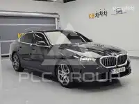 2024 BMW 523