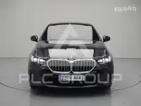 2024 BMW 523