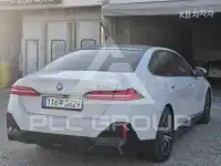 2024 BMW 523