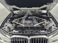 2024 BMW X7