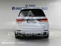 2024 BMW X7