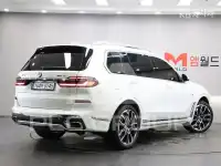 2024 BMW X7