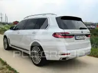 2024 BMW X7