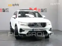 2024 Volvo XC40