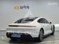 2024 Porsche Taycan