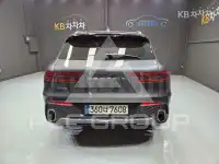 2024 Genesis GV70