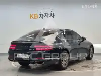 2024 Genesis G80