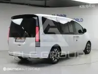 2024 Hyundai Staria