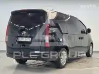 2024 Hyundai Staria