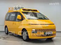 2024 Hyundai Staria