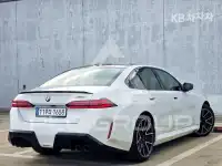 2025 BMW M1