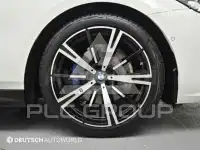 2025 BMW 523