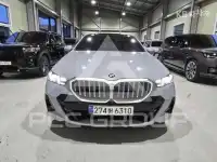 2025 BMW 523