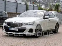 2025 BMW 523