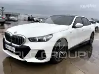 2025 BMW 523