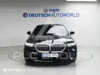 2025 BMW 523