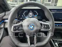 2025 BMW 523