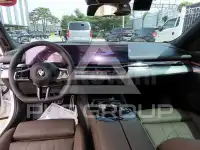 2025 BMW 523
