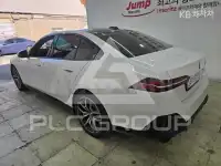2025 BMW 523