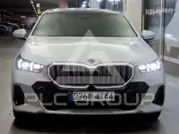 2025 BMW 523