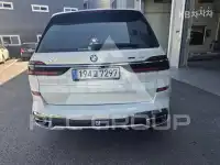 2025 BMW X7