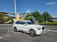 2025 BMW X7