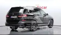 2025 BMW X7