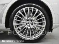 2025 BMW X7